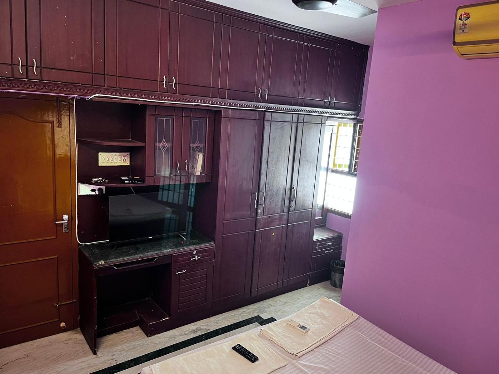 Pearl Homestays Chennai Trade Center Extérieur photo